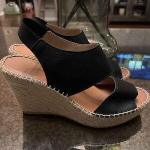 Andre Assous Reese Espadrille Wedges NEW